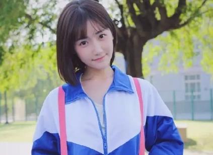 中日学生的差别,日本和中国的学生服装