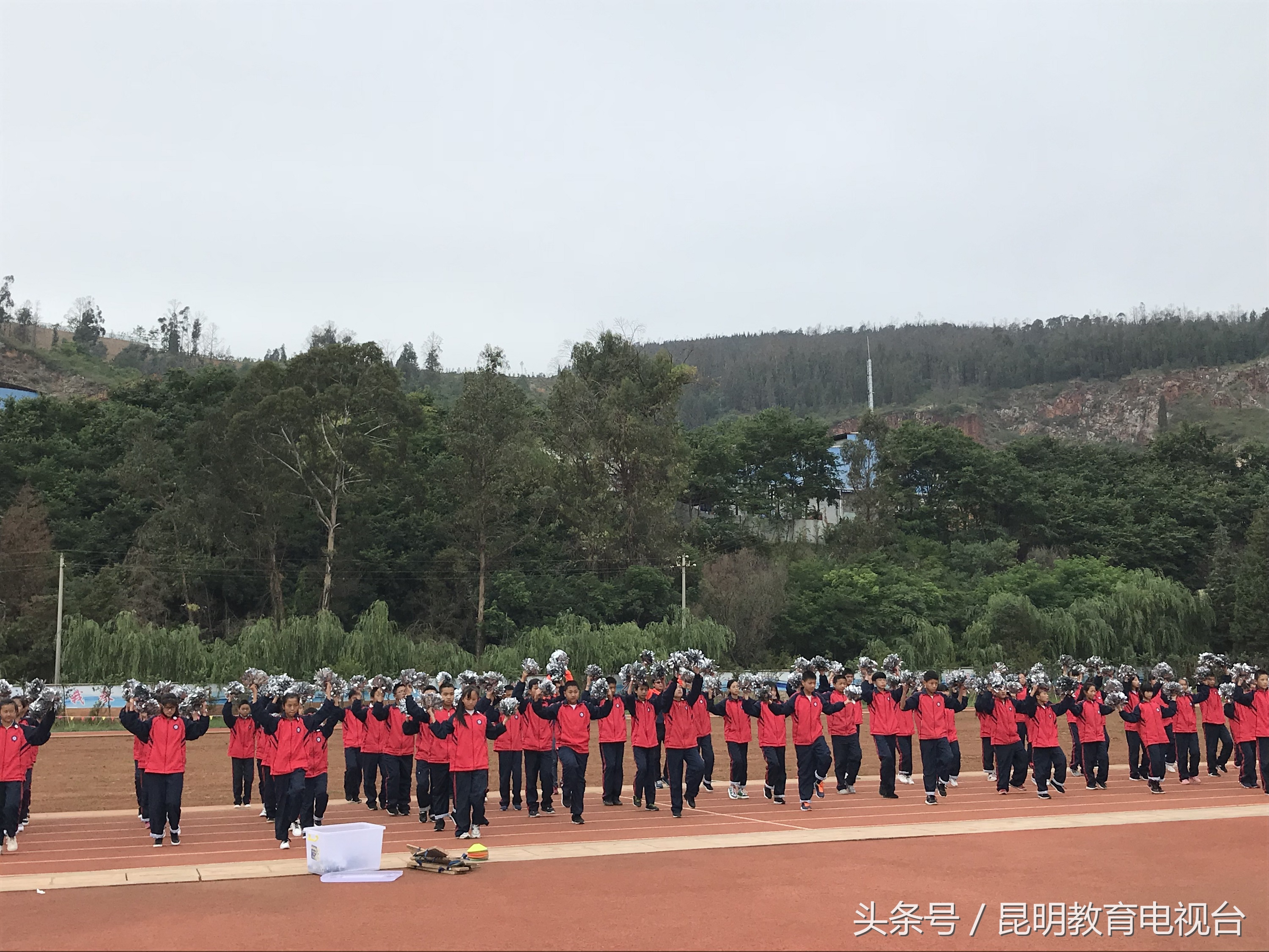 辽化高中阳光体育大课间活动,阳光体育大课间新乡市牧野区