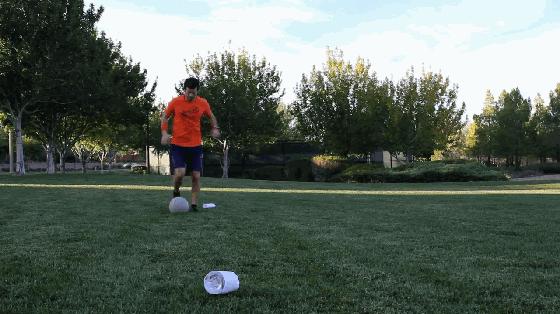 足球青训踩球怎么训练的,足球过人踩单车练到极致