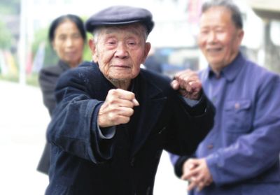 左侧基底节区腔隙性梗塞是脑梗吗,多发腔隙性脑梗脑干梗塞