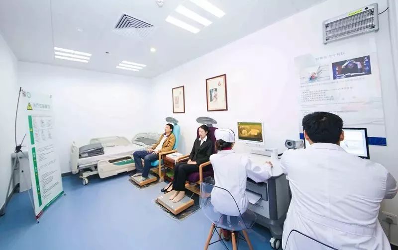 哈尔滨泼水成冰篝火晚会,篝火打跳泼水狂欢活动主题