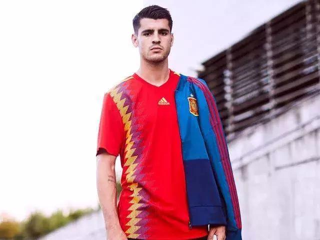 2018俄罗斯世界杯最酷的球衣,2018年俄罗斯世界杯用的足球形状