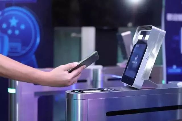 别了，通行证？官方：假的！