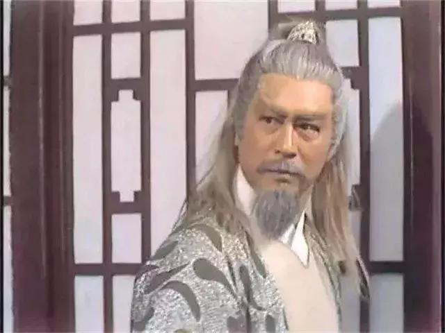 香港影坛殿堂级的10位男配角,年过古稀的香港老戏骨