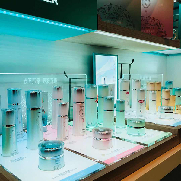 携手百雀羚小幸韵，气韵amp;小幸韵双子星踏上CS渠道新征程