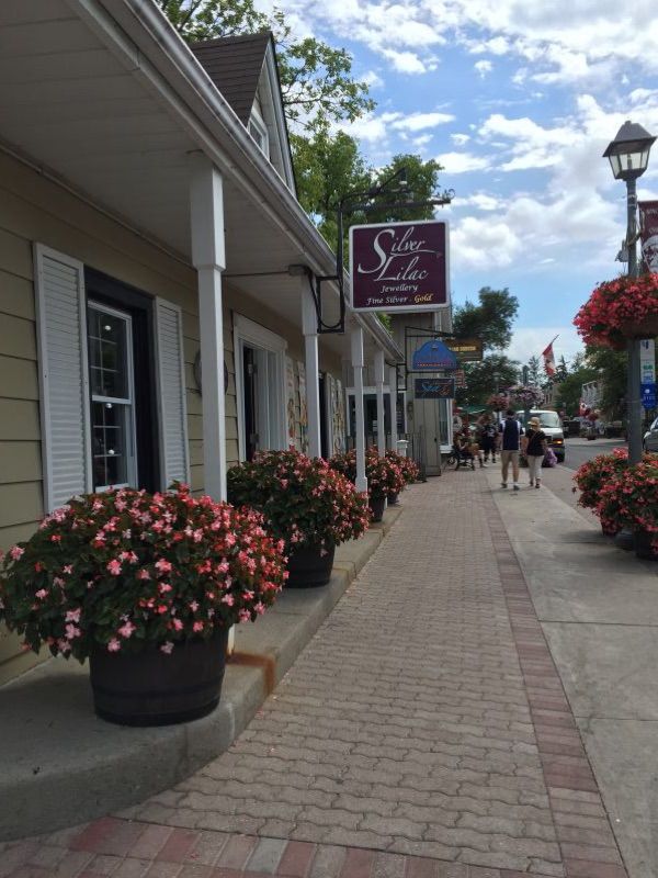 八位佳人在远方——初中闺蜜团加拿大游之美好印记