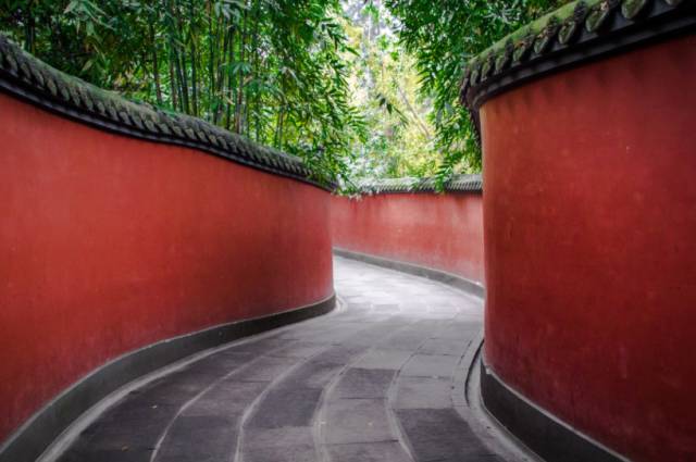 3月花期将至,人均200拿下隐居旗下成都地标旁酒店,一天5顿不重样!