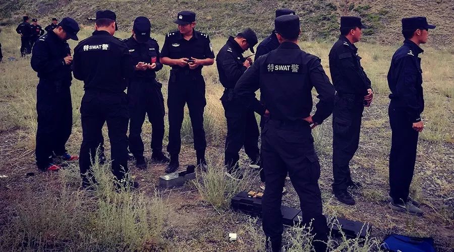 警务实战教官为民警讲授实战技能,警务实战教官需要具备哪些能力