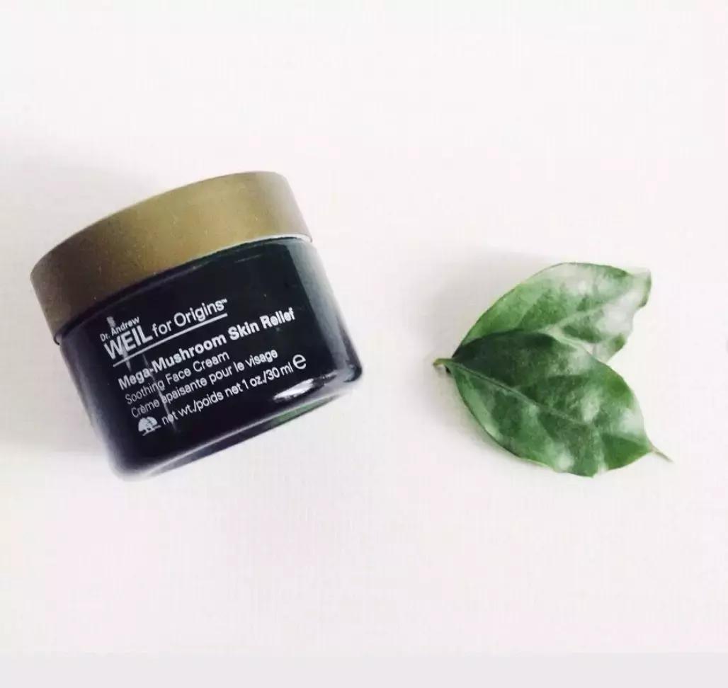 拯救“熬夜*党**”，这8款护肤品可以帮你赶走黑眼圈和粗毛孔！