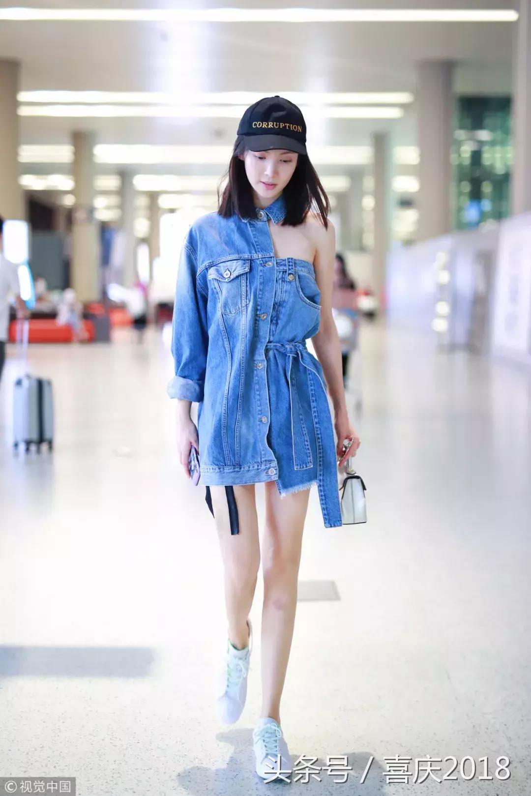 轻松就能穿出休闲随意的时髦感,一件穿出两件的效果