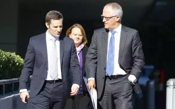 澳洲pr和入籍的区别在哪,澳洲pr70岁以上入籍最新政策