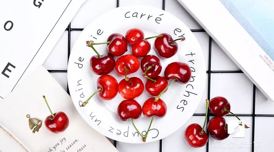 杨梅里面的虫子是怎么来的,樱桃杨梅有虫子