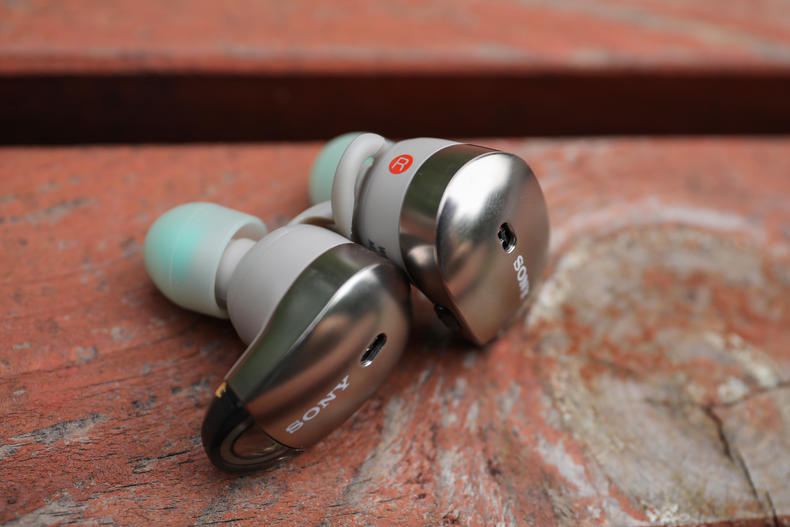 索尼降噪豆4代和苹果对比,索尼降噪豆5什么时候上市