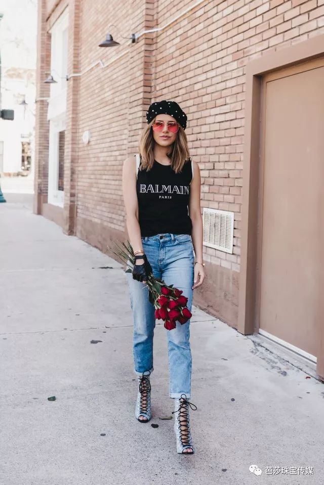 朴信惠戴的黑天鹅项链,朴信惠珍珠