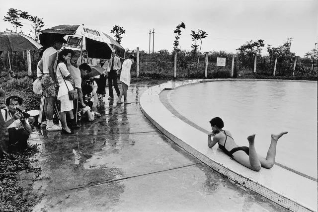 穿比基尼的中国姑娘:姐穿的是自由