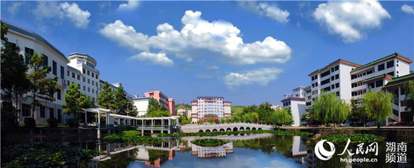 湖南科技学院大学生返乡,湖南科技大学毕业生视频