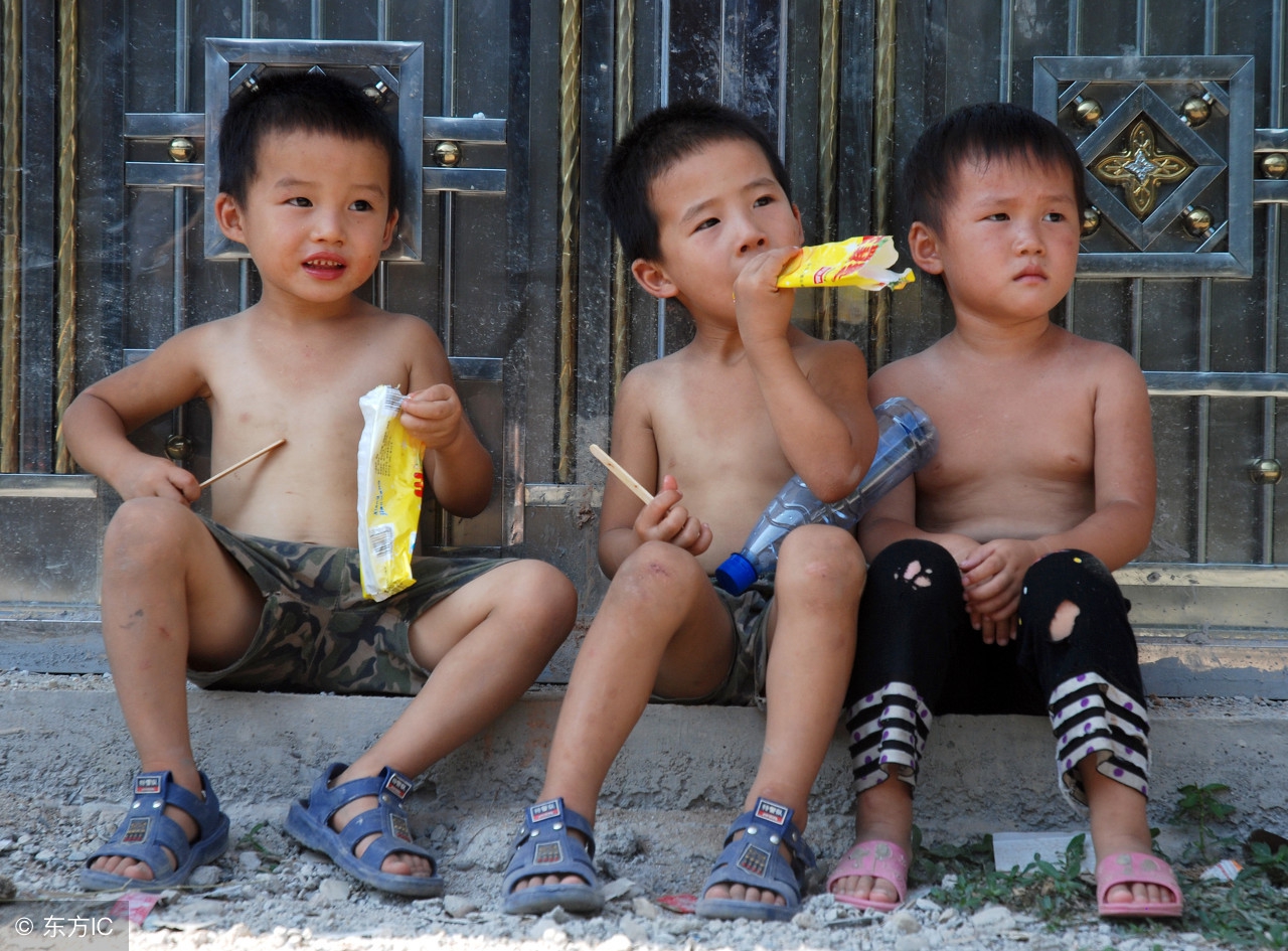 喝冷饮上瘾了怎么办,夏天喝冷饮怎么能少得了