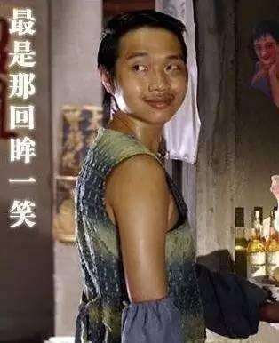 还记得《功夫》里露屁股的那个人吗？如今37岁的他变成了这样