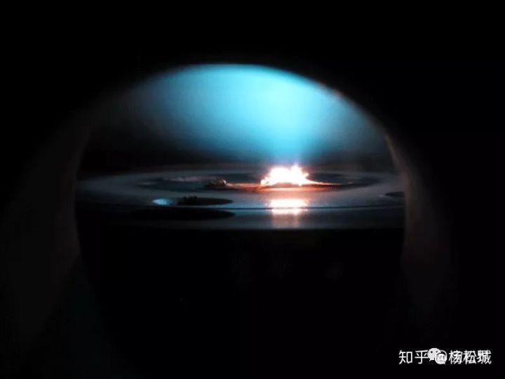 戴比尔斯是人造钻石吗,戴比尔斯钻石价格