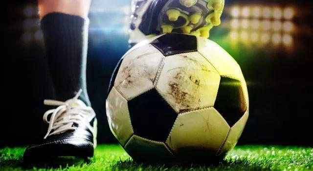 足球经典解说词,最经典的足球解说词