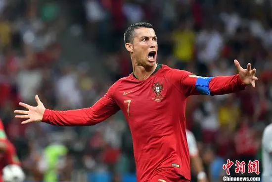 开奖世界杯！太疯狂！三场比赛、两次绝杀、一个帽子戏法……这就是我们热爱足球的原因！