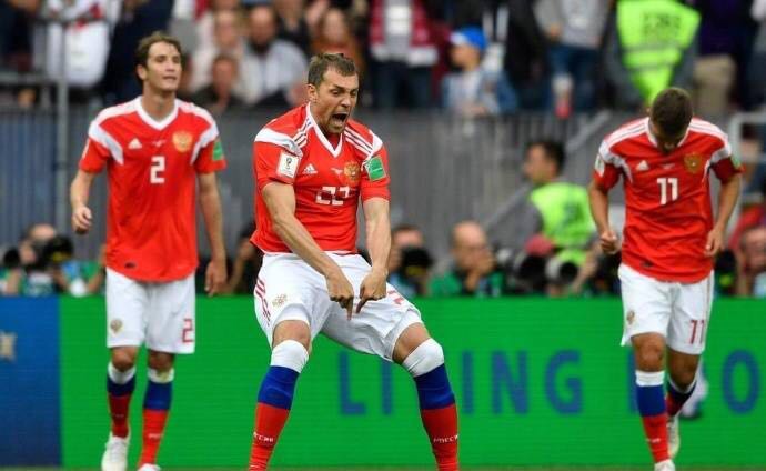 从0-4惨败到2-0取胜,沙特0比8负于德国录像