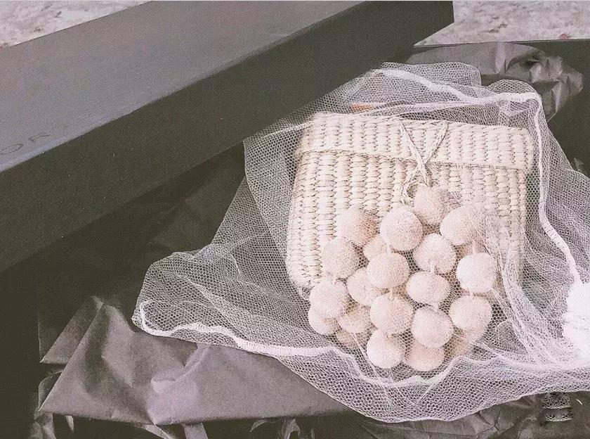 撞款大牌包包尴尬,撞包为什么尴尬