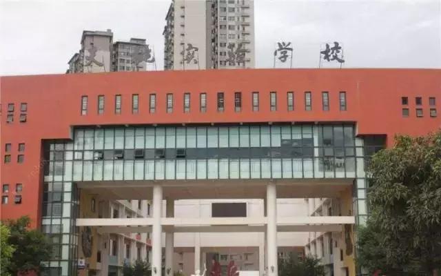 南宁有哪些比较好的私立小学学校,南宁最好的贵族小学