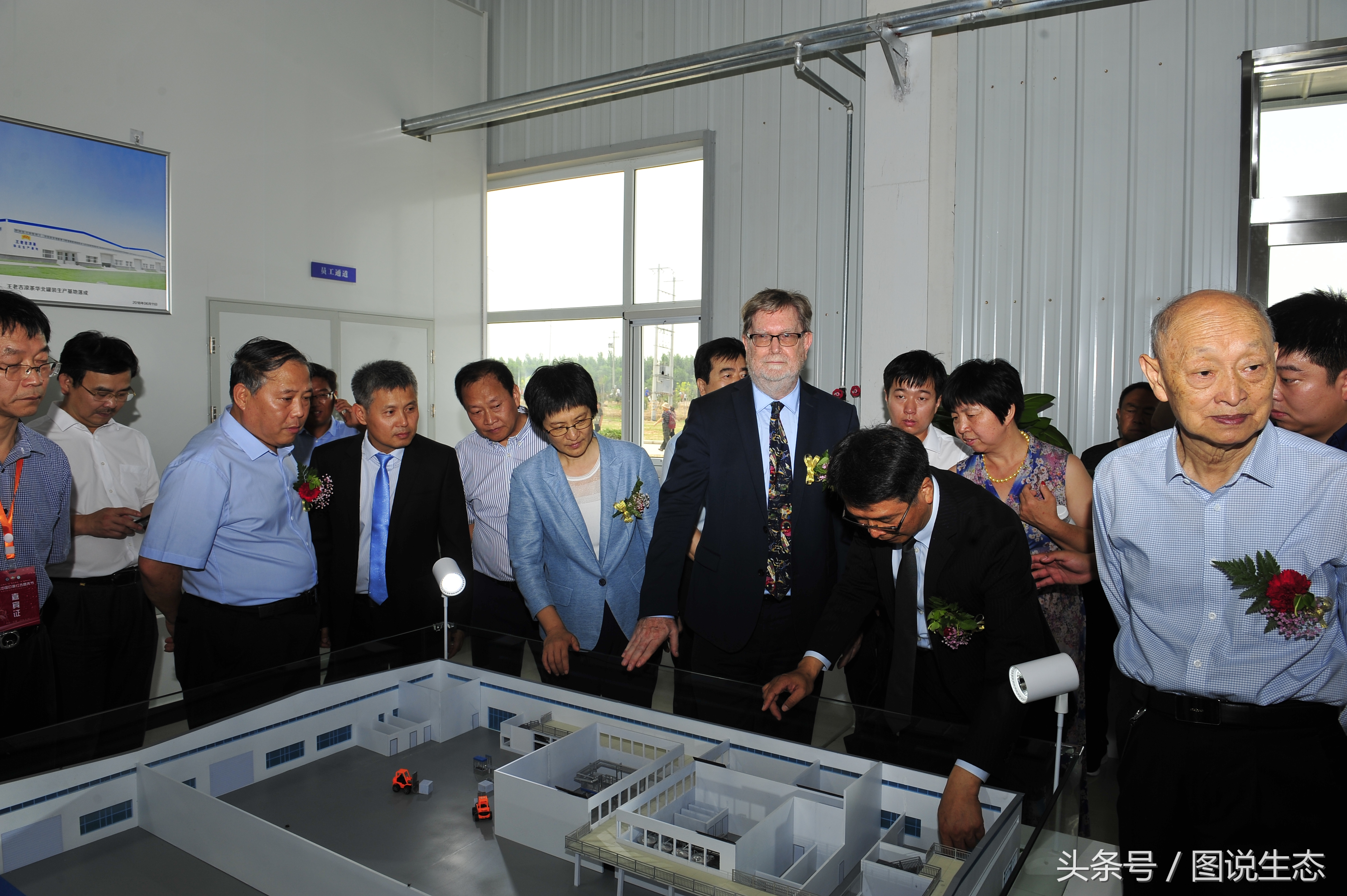 父亲节这天过得真快乐,父亲节的一天视频