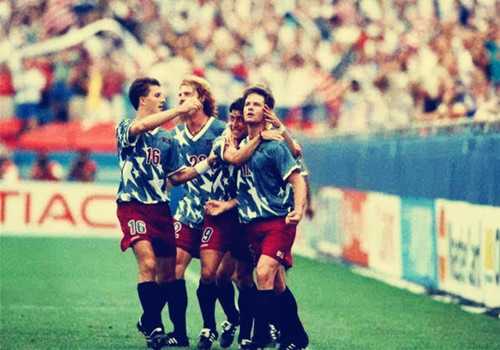 22年颜值最高国家队足球球衣,温故知新四尺对开