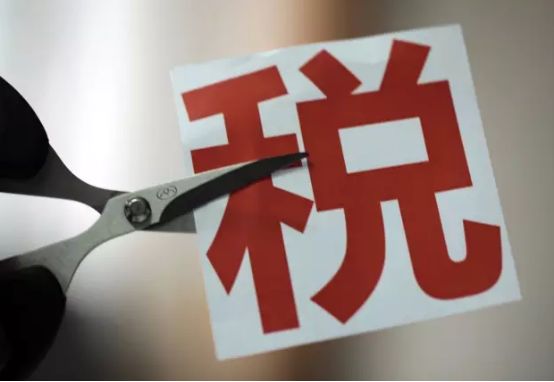 个税起征点或提至3500元怎么算,个税起征点从多少调整为5000