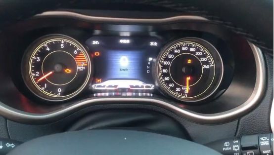 辣评说车凯迪拉克,jeep全面评测