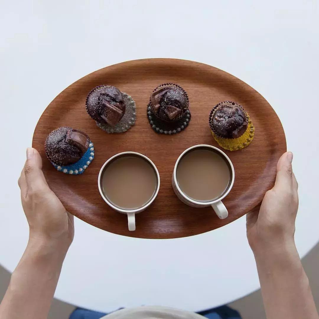 玻璃杯和陶瓷杯哪个更适合喝茶,喝咖啡用陶瓷杯还是玻璃杯