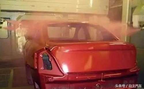 爱车被蹭怎么解决,爱车被蹭掉一大片皮漆怎么办