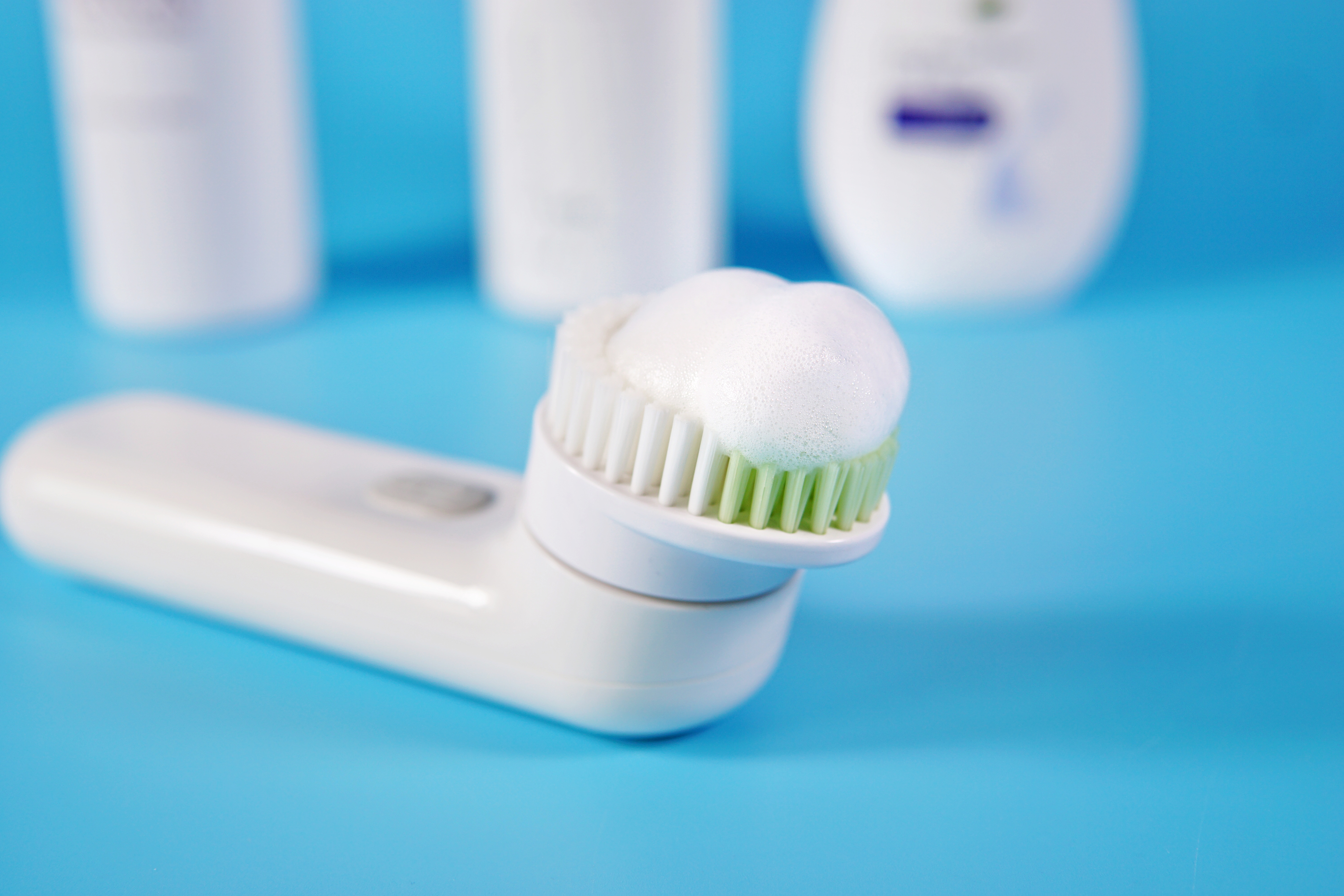 少花冤枉钱认准好产品,射频美容仪拔草还是种草