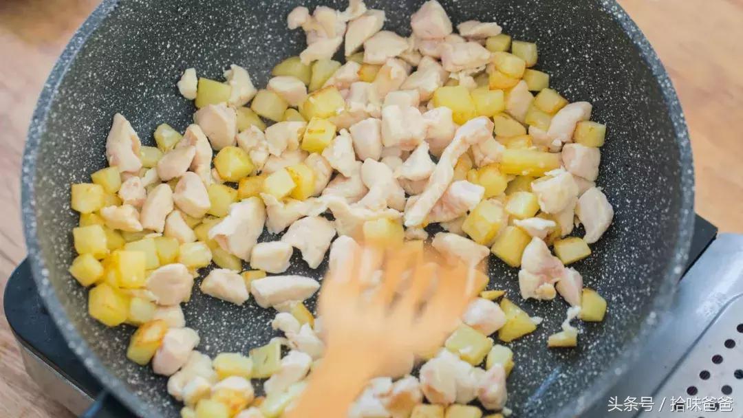 口感滑嫩简单又好吃,香味浓郁口感绵密滋润做法超简单