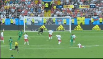 世界杯乌龙球第一名,本届世界杯第100粒进球是乌龙球