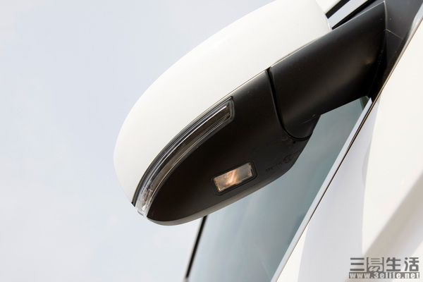 年轻人的第一台suv观致5,观致5suv功能介绍