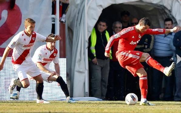 c罗最不可思议的十大进球,c罗解锁国家队百球