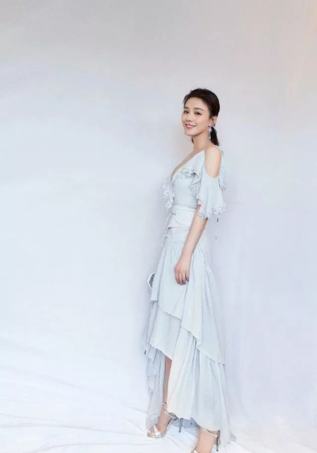 上海电影节明星红毯穿搭评价,上海国际电影节红毯男明星高定