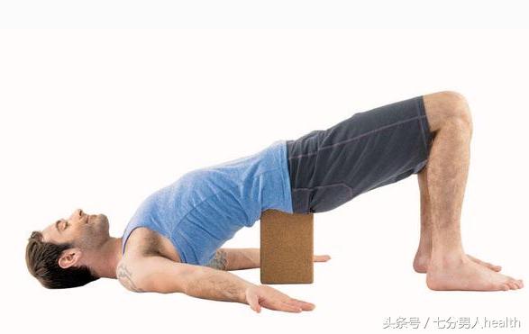 5个简单的瑜伽体式提升男人持久“战斗力”,在家也能轻松练习!