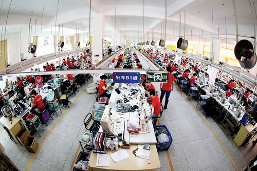 白天不做生意晚上人声鼎沸的鞋城-福安电商城