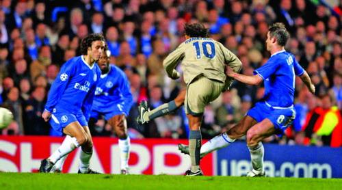 拿起手机，来一局久违的实况吧！