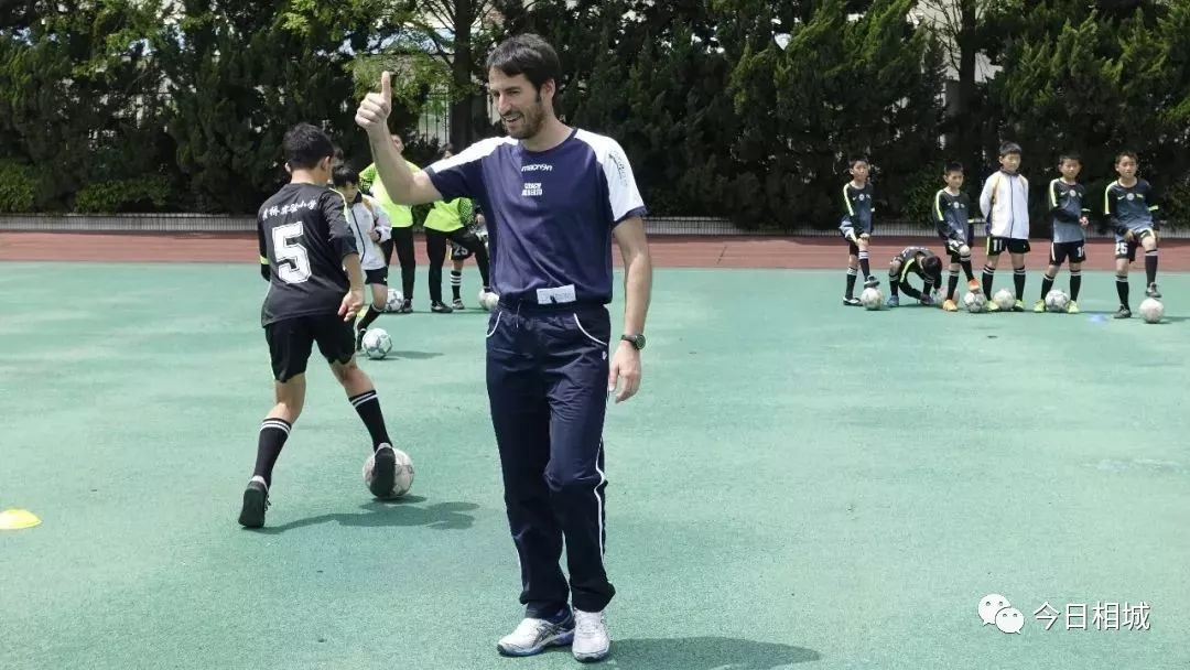 18岁的内马尔和现在的内马尔颜值,内马尔少年时期