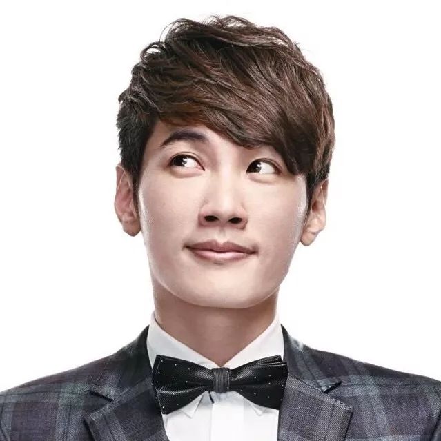 世界杯联名bearbrick,世界杯联名产品