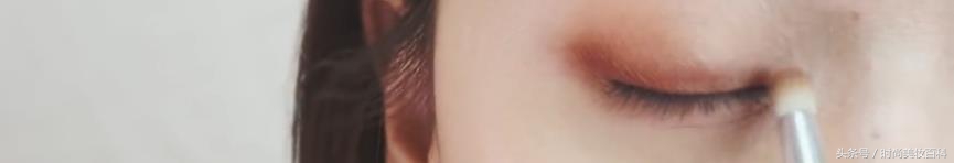 橘色系高级感妆容,白皮淡颜高级感妆容