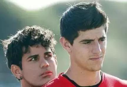 在*球赌**狗输掉最后的*裤内**之前，聊聊*球赌**这件事