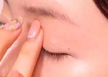 日系赤茶妆,最受直男欢迎的女明星