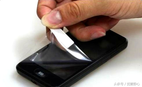 手机钢化膜用一段时间出现气泡,曲屏钢化膜边上有气泡怎么去除