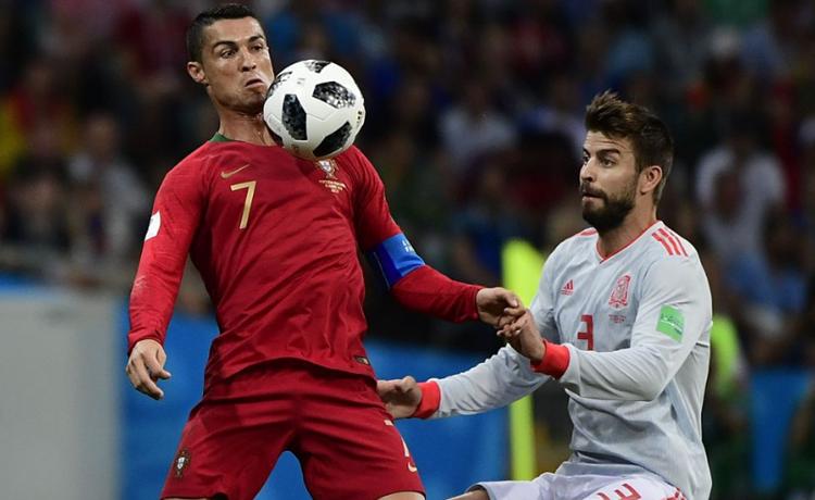 c罗霸气震惊伯纳乌,c罗标志性怒吼庆祝视频